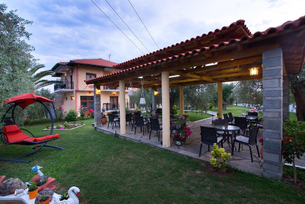 Pension Maria Astris Exterior photo