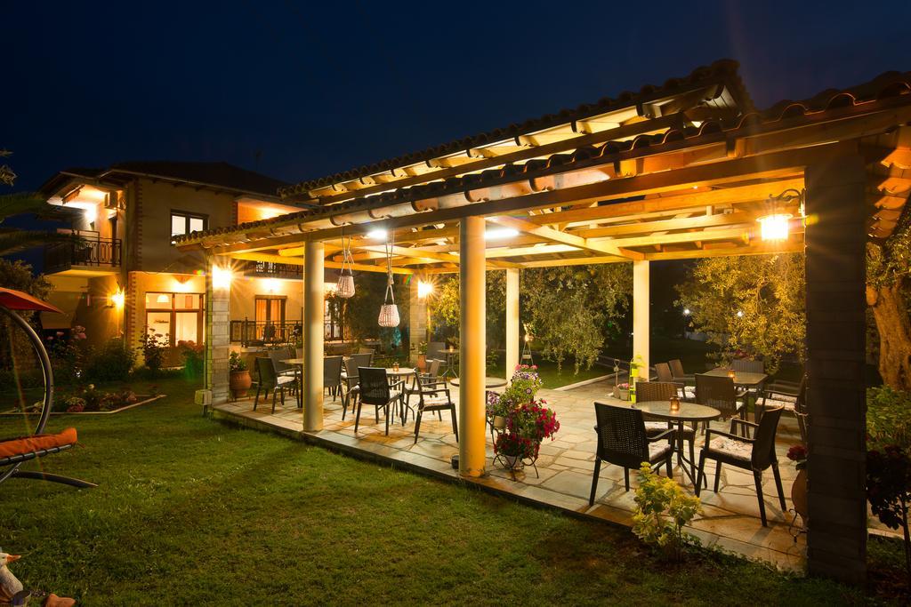 Pension Maria Astris Exterior photo